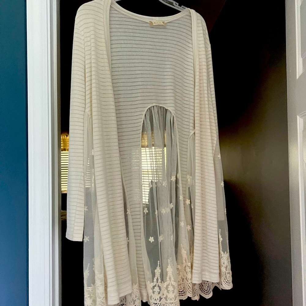 Brand new cardigan from altar’d state